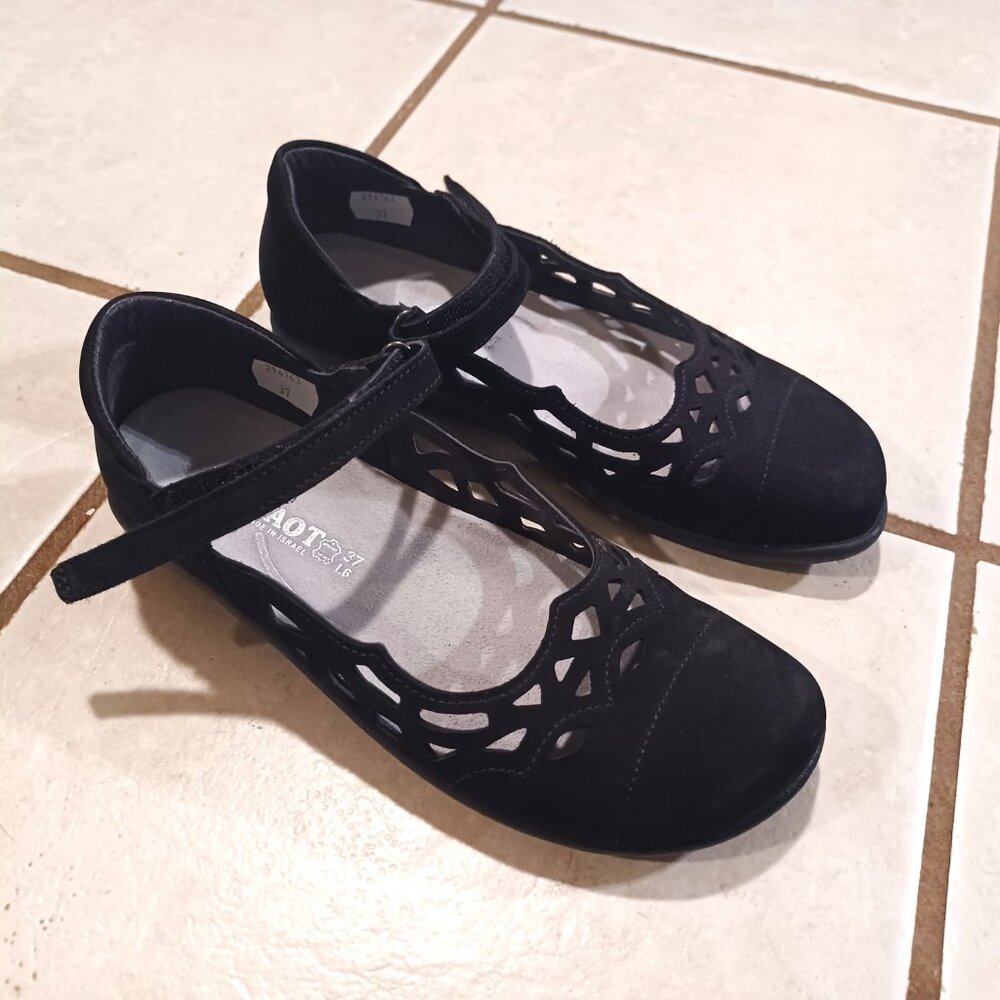 Naot Black Mary Jane Shoes 7 Agathis - Picture 2 of 10